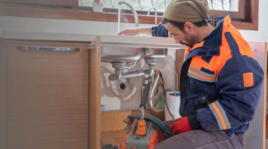 Professional expert plumbing services in West Liberty, IL